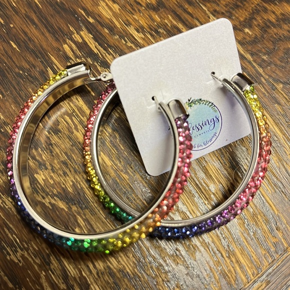 🏷️ Rainbow Crystal Hoops Gold or Silver - Picture 2 of 4